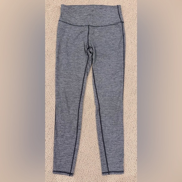 Prana yoga leggings - Picture 6 of 9